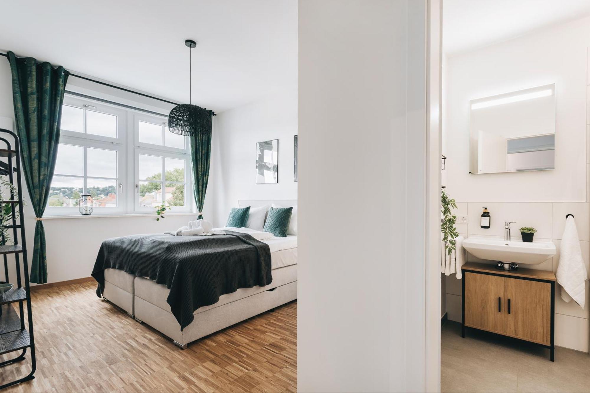 Oasis Appart - Wohnen In Dresden - Netflix - Tiefgarage - Dachterrasse Rum bild