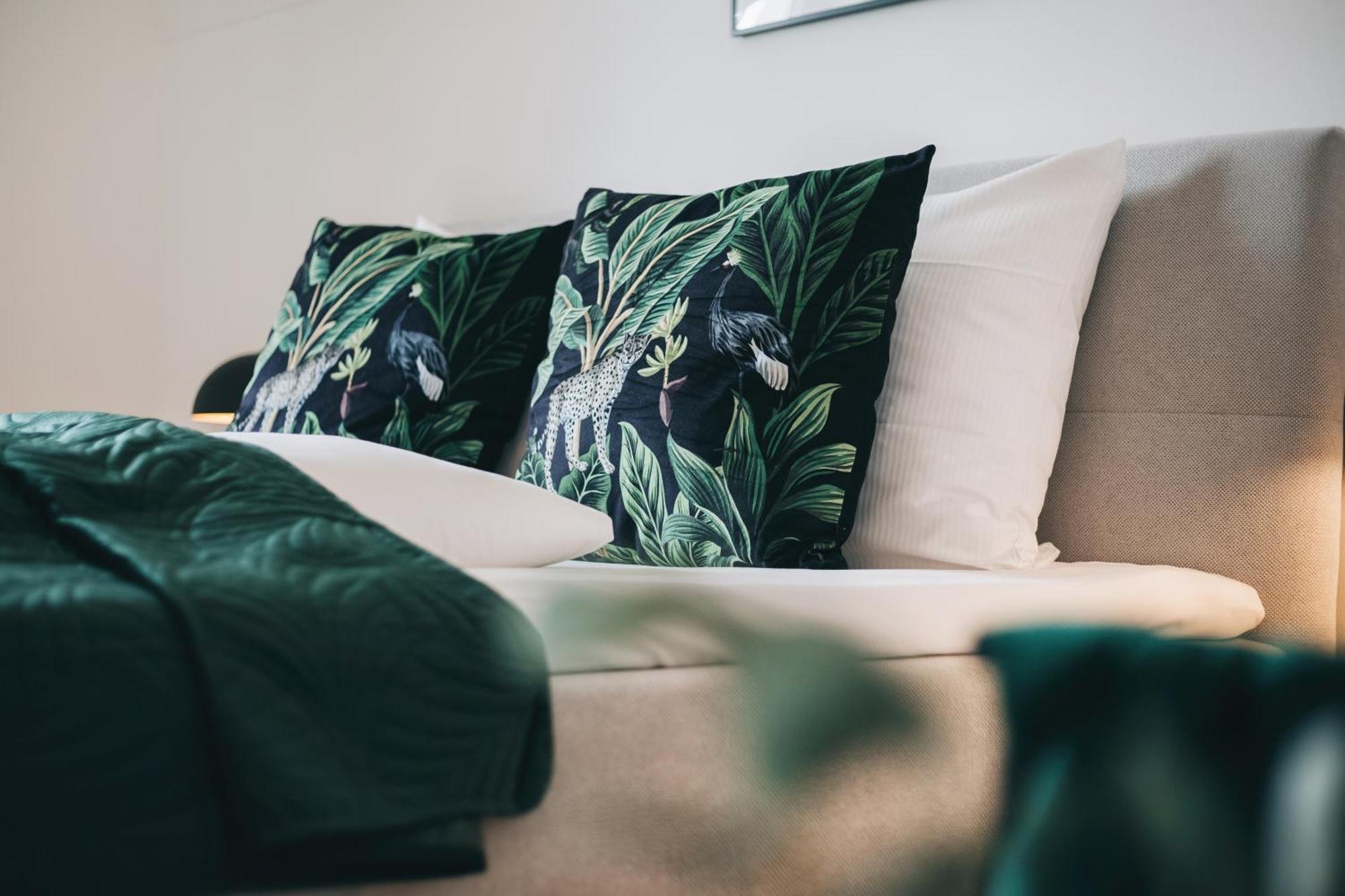 Oasis Appart - Wohnen In Dresden - Netflix - Tiefgarage - Dachterrasse Exteriör bild