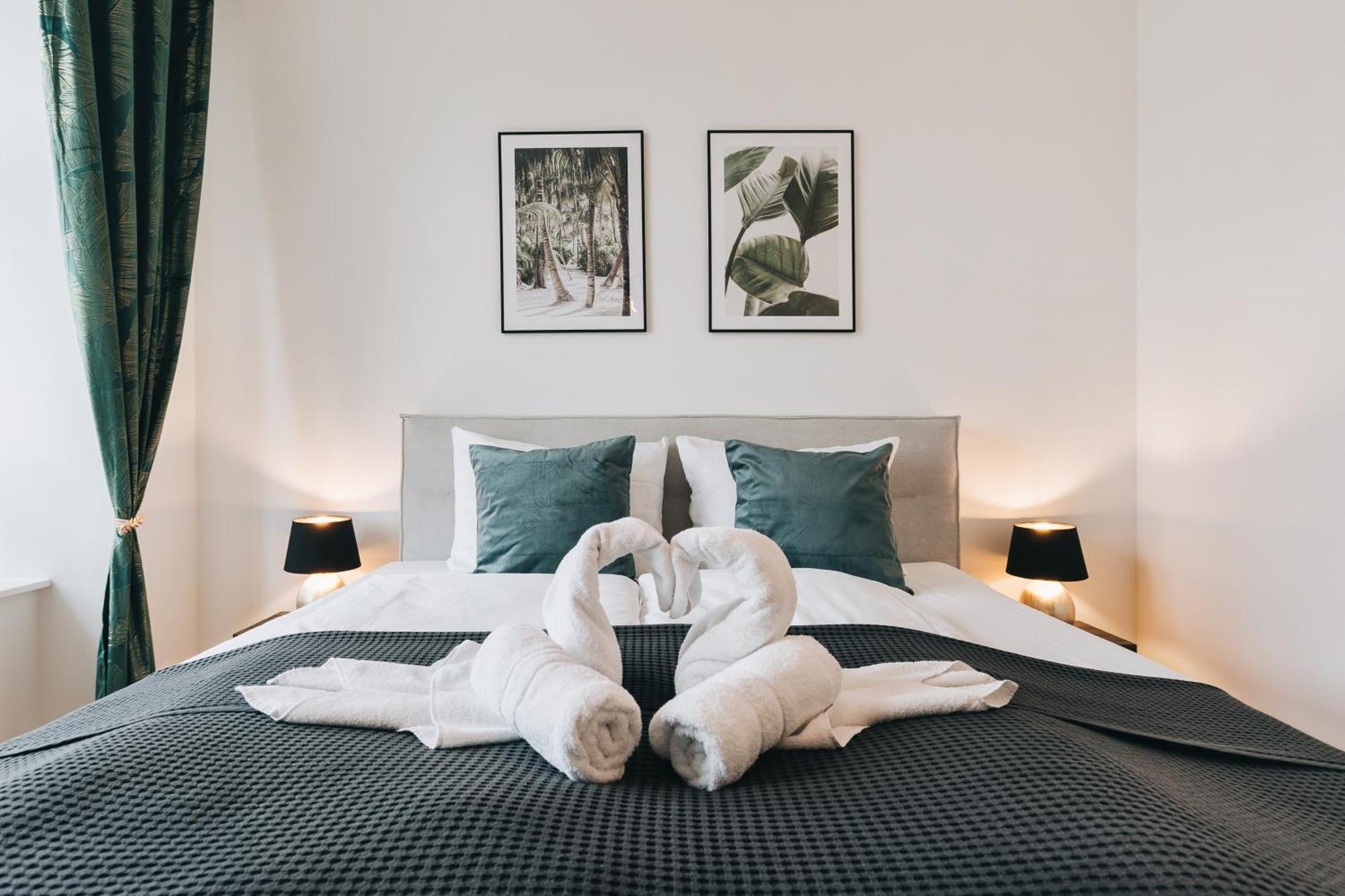 Oasis Appart - Wohnen In Dresden - Netflix - Tiefgarage - Dachterrasse Exteriör bild